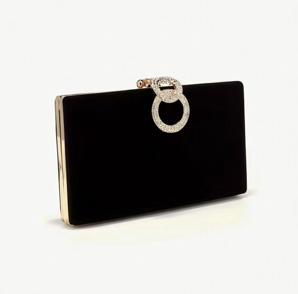 🖤 Crystal Ring – Czarna Welurowa Kopertówka Glamour ✨ Kryształowa Klamra & Złote Detale