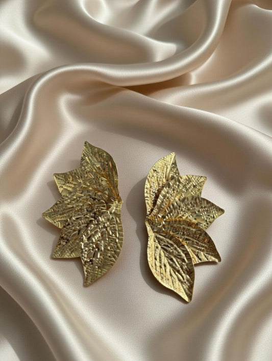 🍂 Kolczyki statement – duże teksturowane liście • efektowny design
